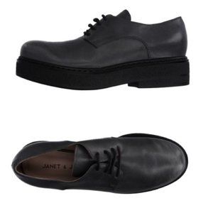 Janet & Janet Black Chunky Lace Up Shoes